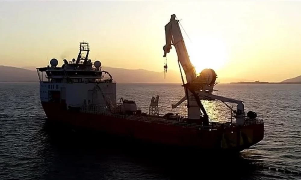 Περσικός Κόλπος-Νέο ναυάγιο με πλοίο: Στο βυθό εκατοντάδες αυτοκίνητα